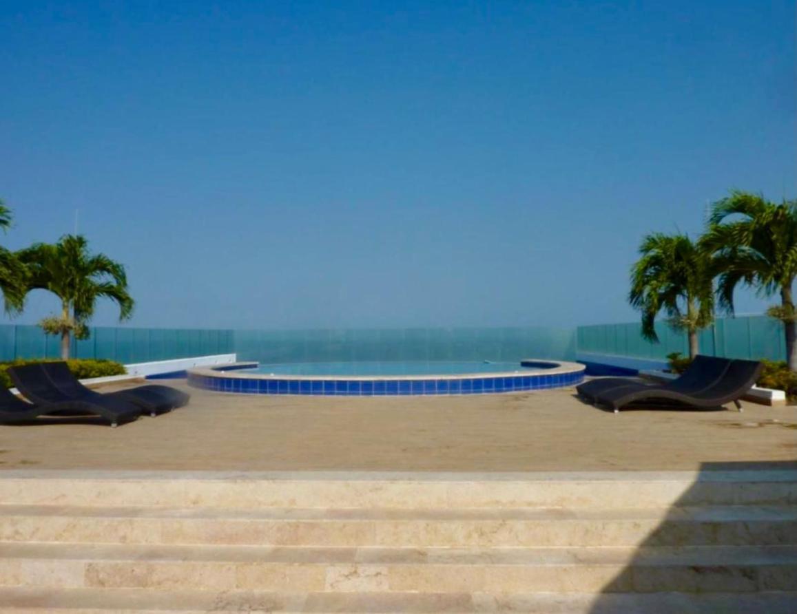 Cartagena Beach Front Apartments Kültér fotó