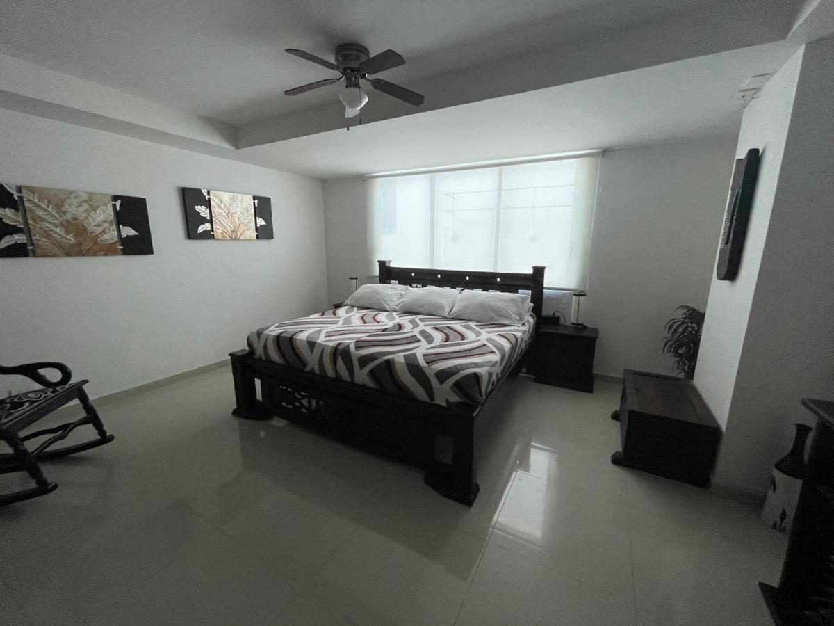 Cartagena Beach Front Apartments Kültér fotó